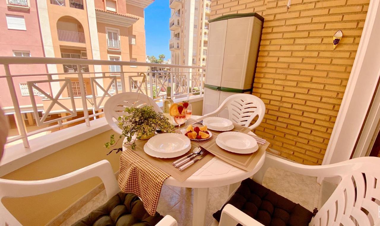 טורבייחה Beautiful Apartment Near Playa De Los Locos מראה חיצוני תמונה