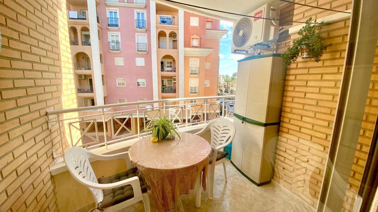 טורבייחה Beautiful Apartment Near Playa De Los Locos מראה חיצוני תמונה